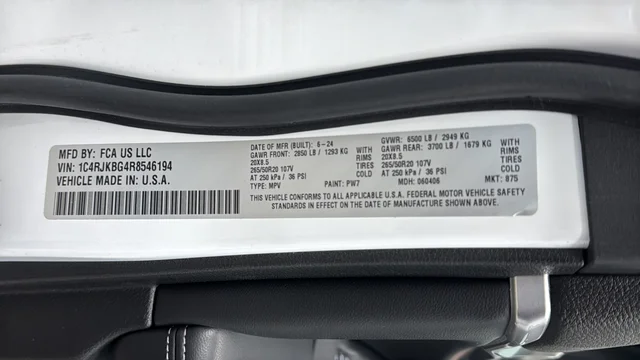 Used 2024 Bright White Clearcoat Jeep Limited image 28