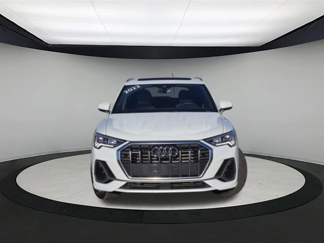 2022 Audi Q3 S line Premium Plus photo 2