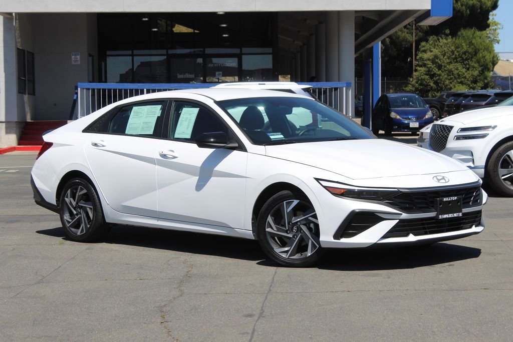 2025 Hyundai Elantra 1.6 HEV Blue's photo