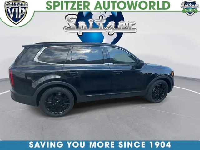 Used 2021 Black Kia EX image 10