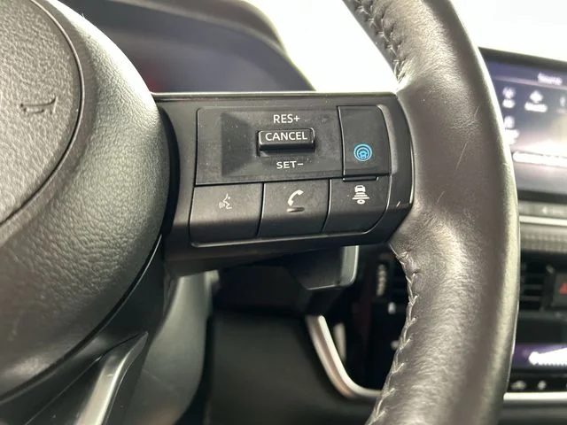 Used 2021 Gray Nissan SV image 13