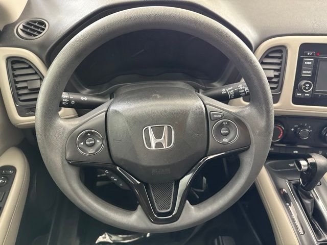 Used 2018 White Honda LX image 25