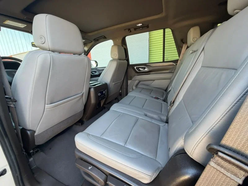 Used 2021 Silver Chevrolet Z71 Sport Utility 4D image 23