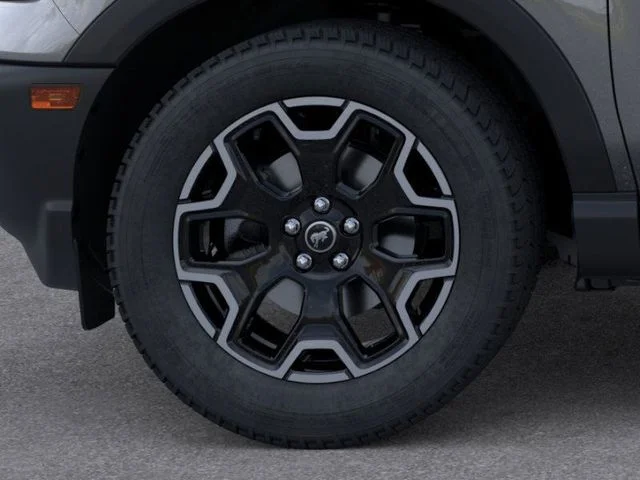 New 2025 Carbonized Gray Metallic Ford Outer Banks® image 19