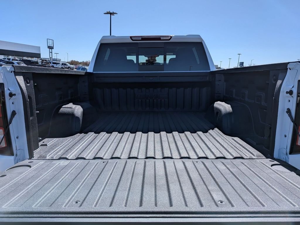 New 2026 Summit White GMC Elevation image 6