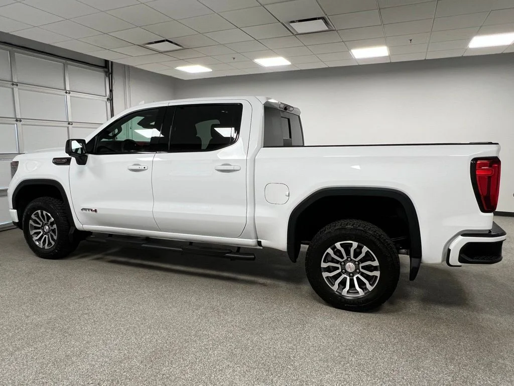 2023 GMC Sierra 1500 AT4 - Photo 8