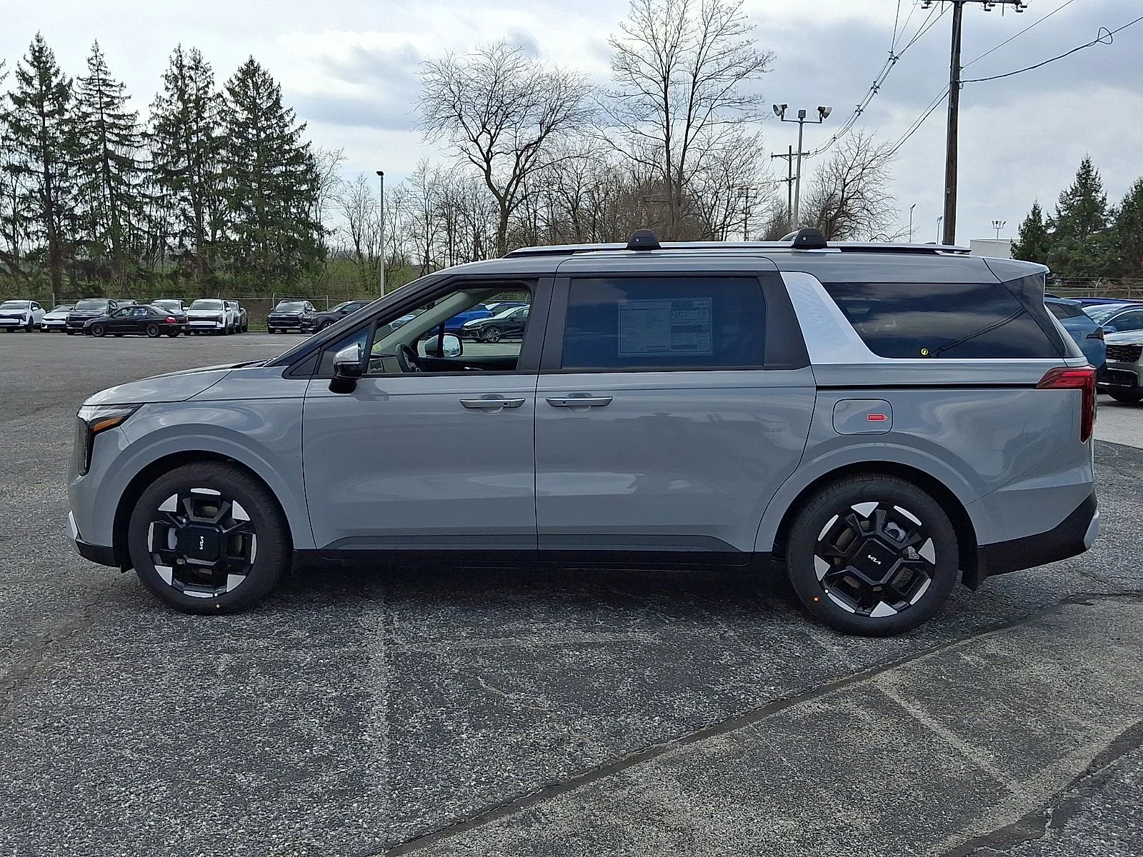 New 2026 White Kia EX image 5