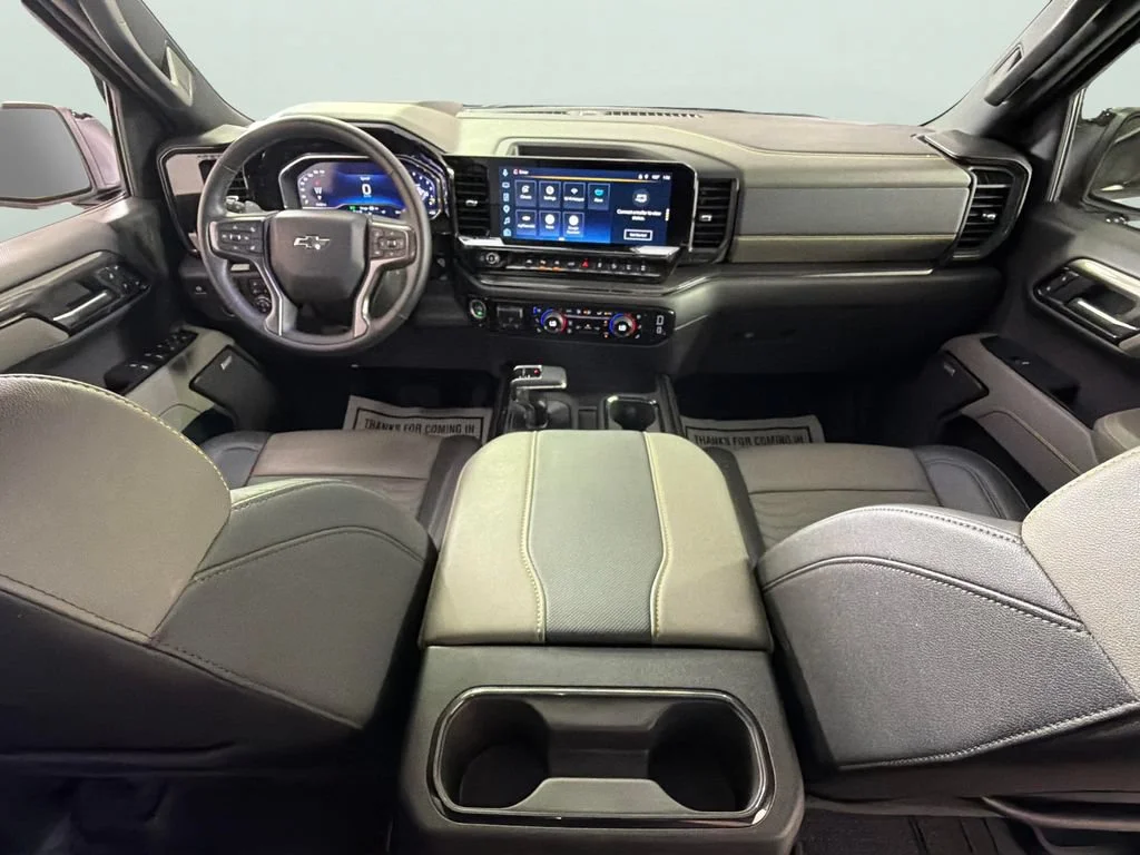 Used 2025 Summit White Chevrolet ZR2 image 34
