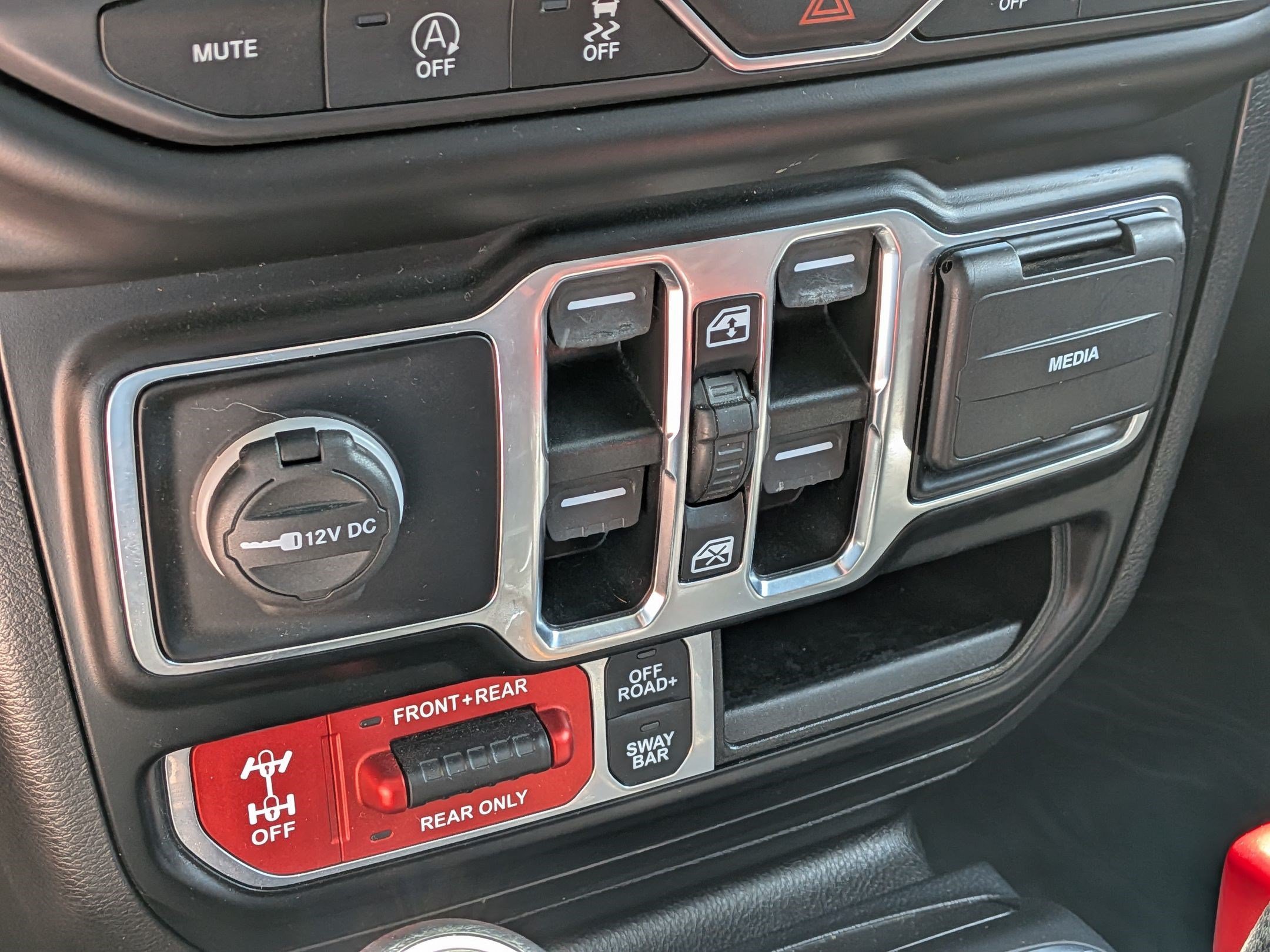 2021 Jeep Gladiator Rubicon - Photo 22