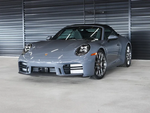 2026 Porsche 911 Carrera 4S Cabriolet