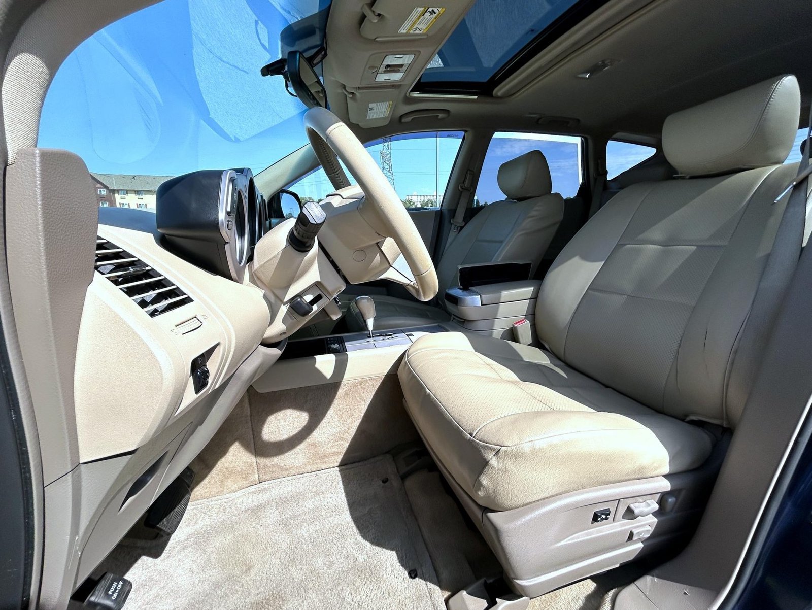 Used 2007 Blue Nissan SL image 10