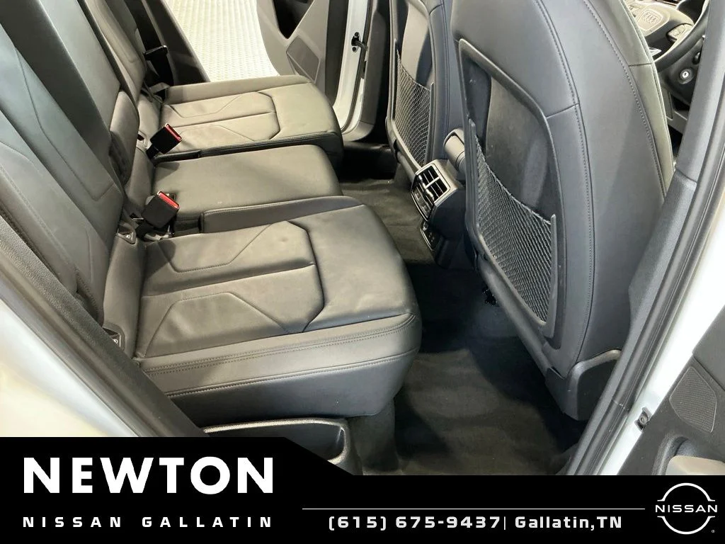 Used 2025 Arkona White Audi Premium image 19