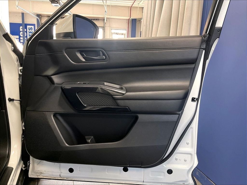 Used 2024 White Nissan SV image 12
