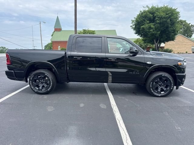 New 2026 Diamond Black Crystal Pearl-Coat Exterior Paint RAM Big Horn/Lone Star image 8