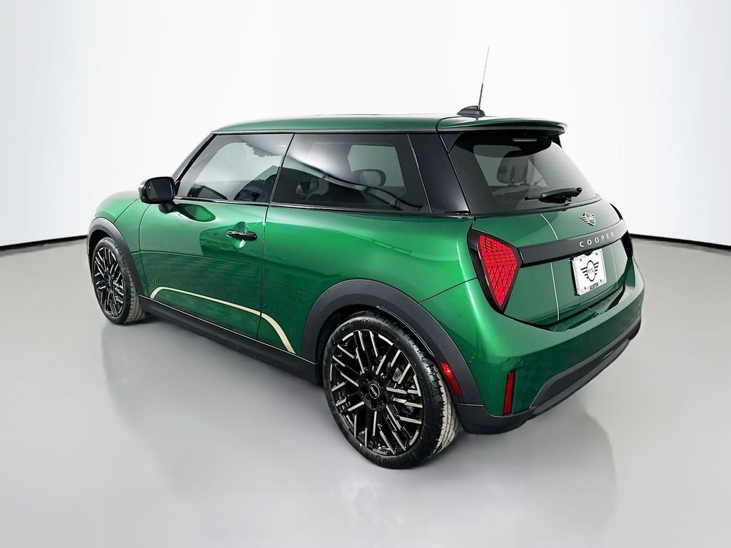 New 2026 Green MINI Iconic image 7