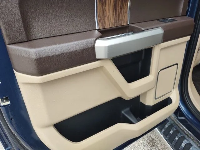 Used 2018 Blue Jeans Metallic Ford Lariat image 18