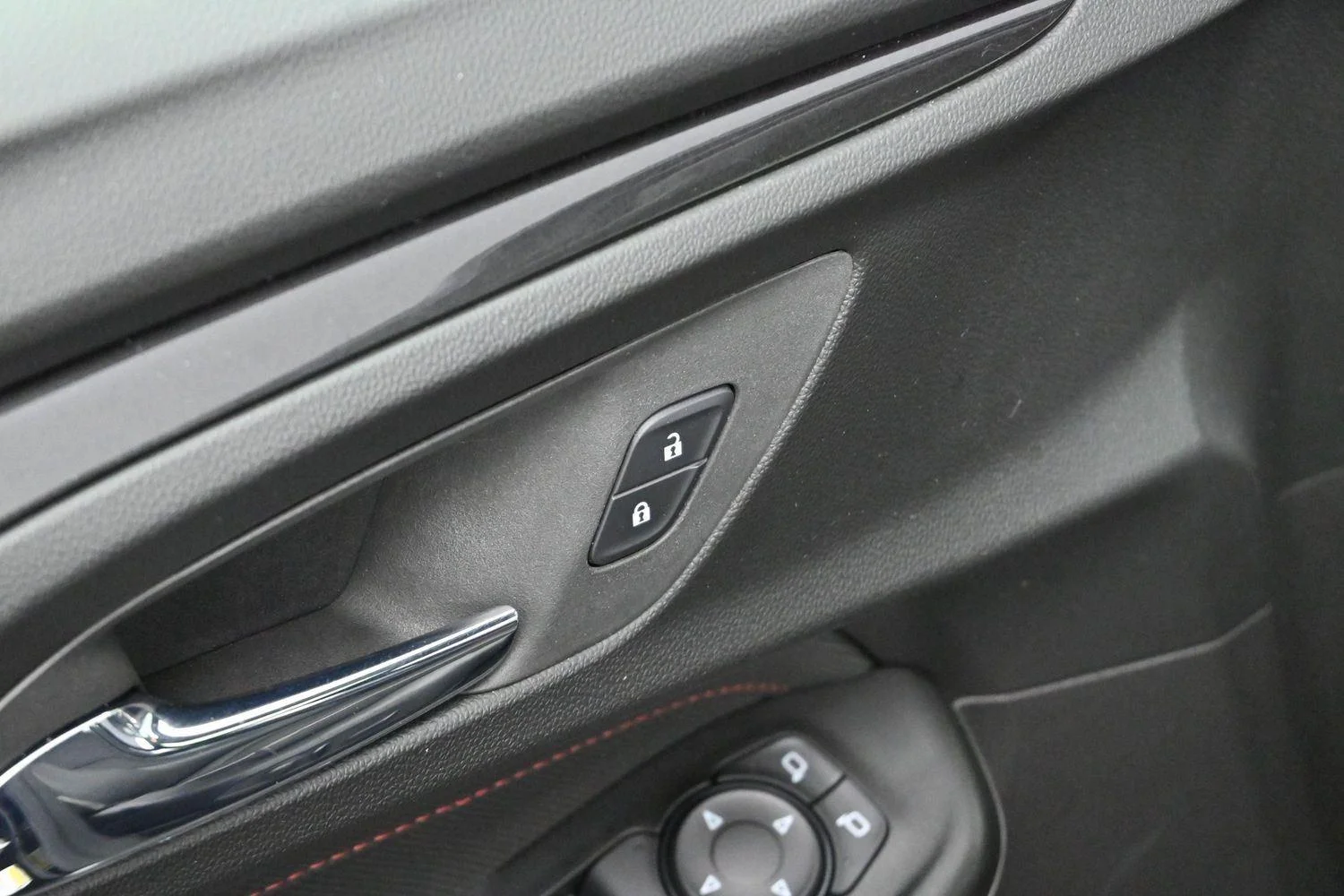 Used 2022 Mosaic Black Metallic Chevrolet RS image 11