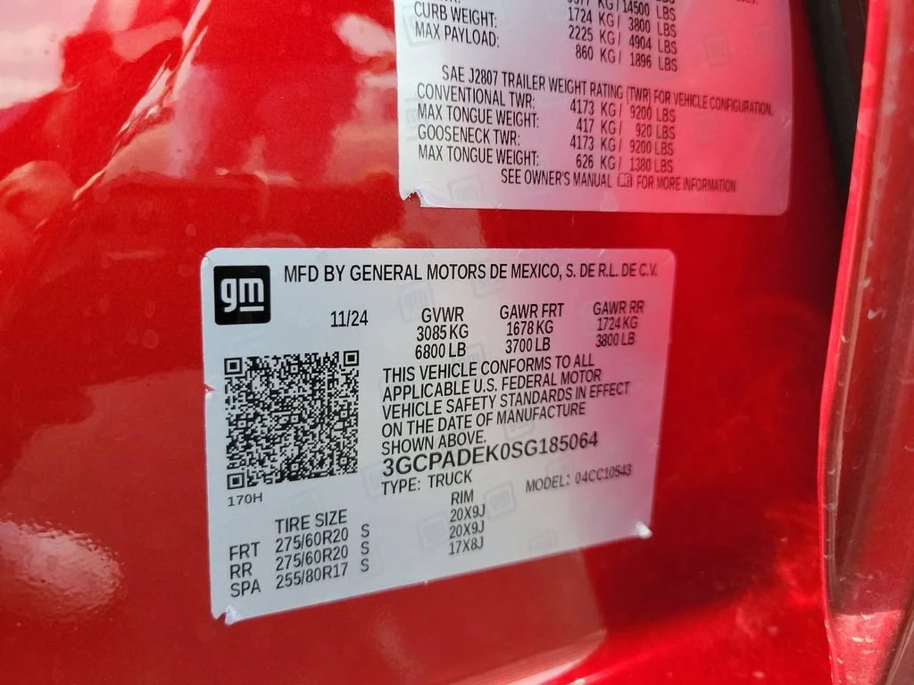 Certified Used 2025 Radiant Red Tintcoat Chevrolet RST image 34