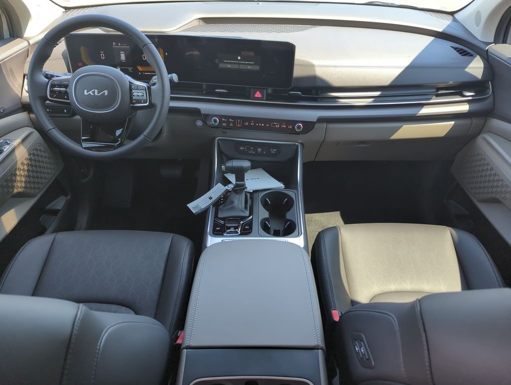New 2026 Ceramic Silver Kia EX image 15
