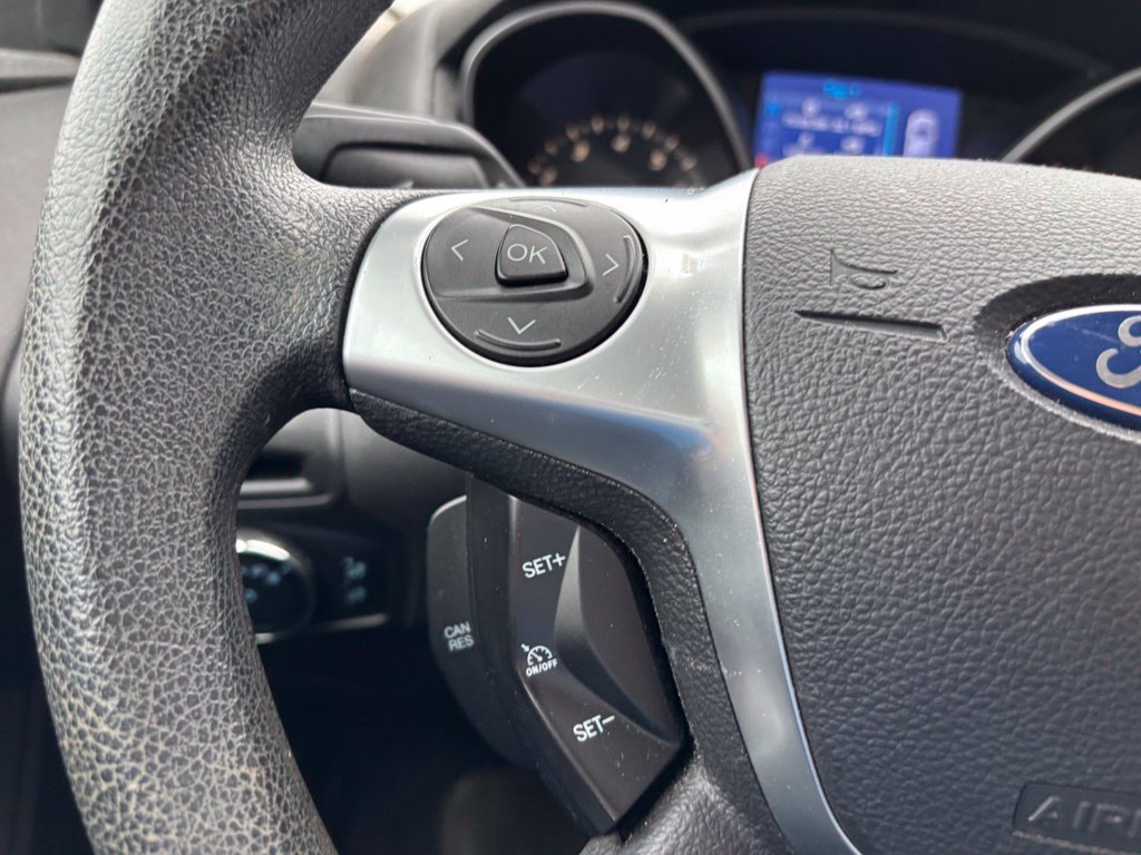 Used 2013 Tuxedo Black Ford SE image 12