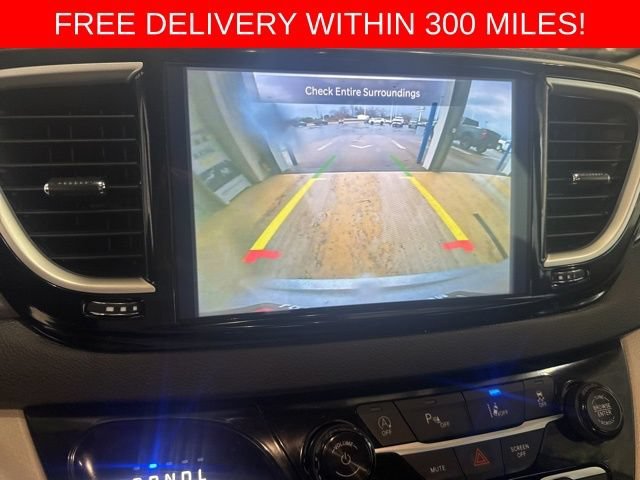 2024 Chrysler Pacifica Touring L - Photo 20