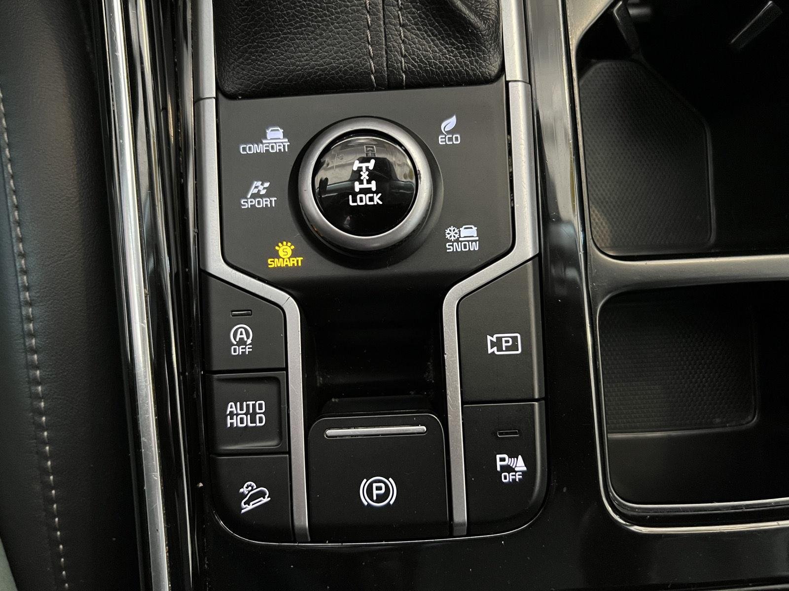 Used 2022 Glacial White Pearl Kia SX image 28