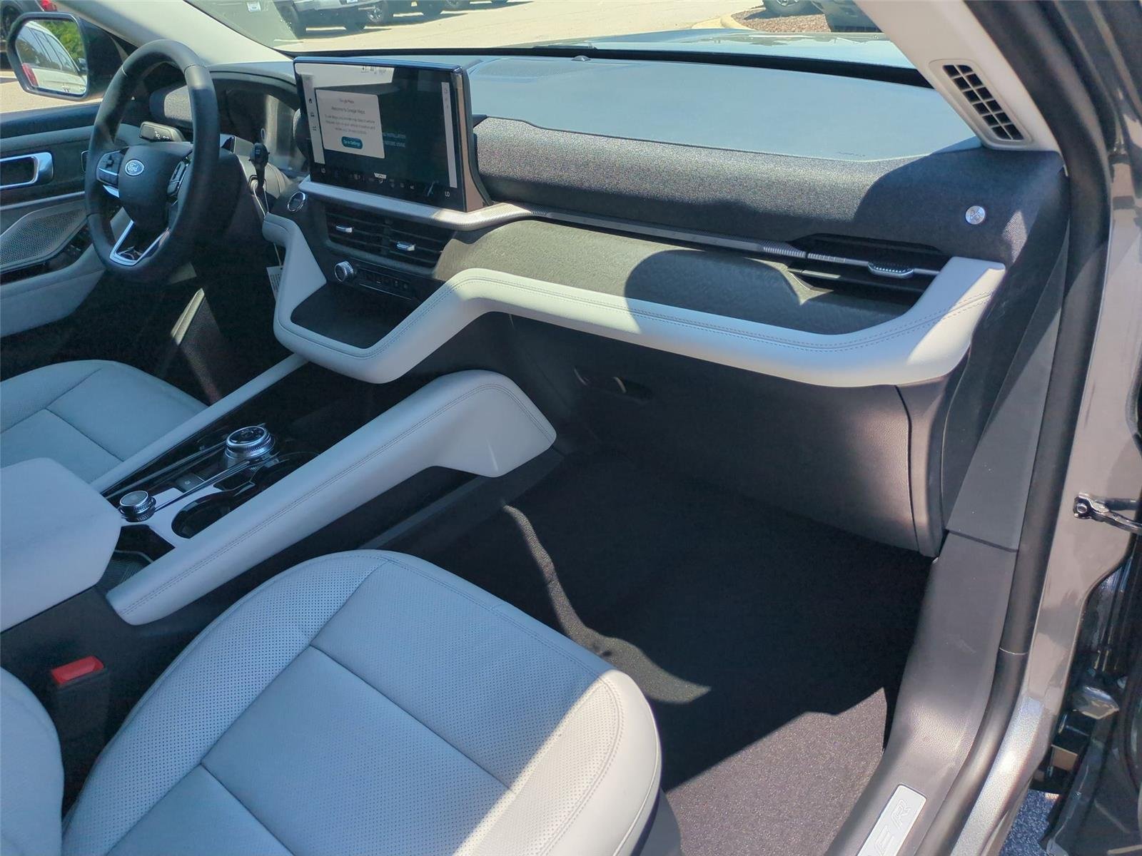 New 2026 Carbonized Gray Metallic Ford Platinum™ image 41