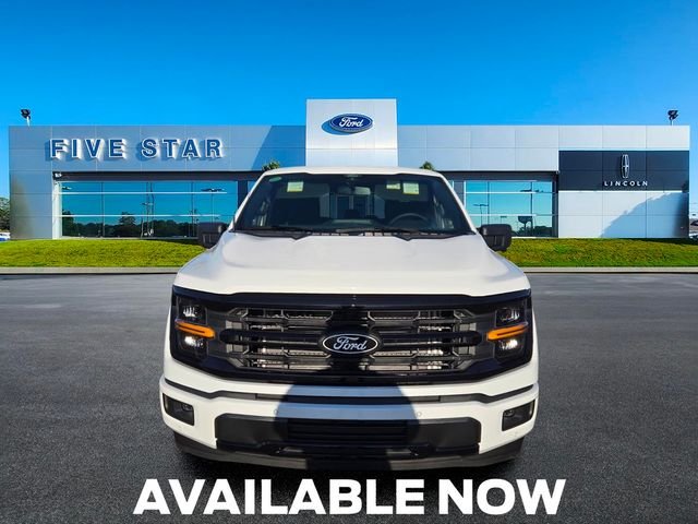 New 2026 Oxford White Ford XLT image 2