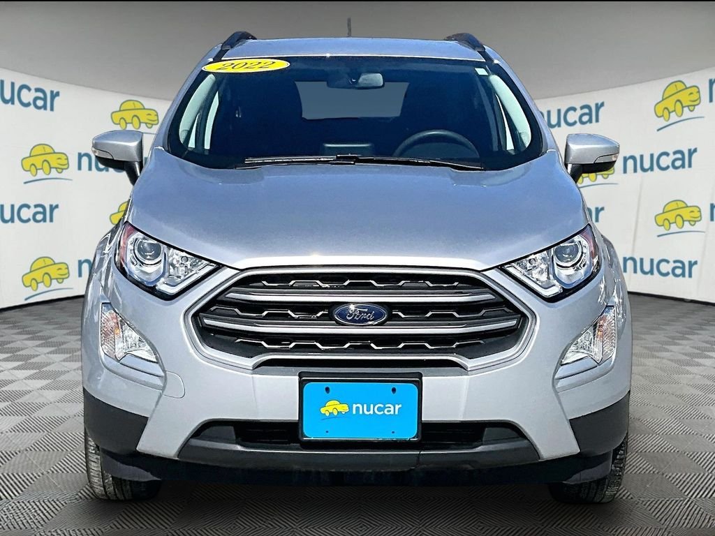 Used 2022 Silver Ford SE image 3