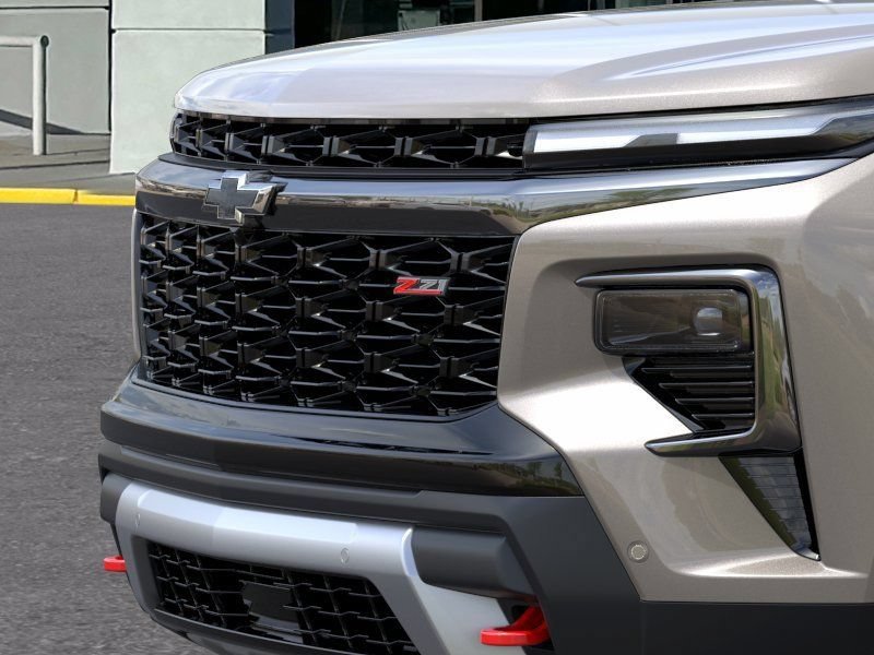 New 2027 Sandstone Gray Chevrolet Z71 image 13