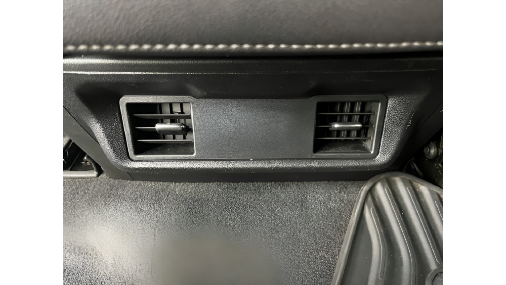 Used 2021 Blue Chevrolet Custom image 24