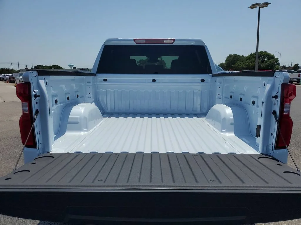 New 2026 Polar White Tricoat Chevrolet LTZ image 31