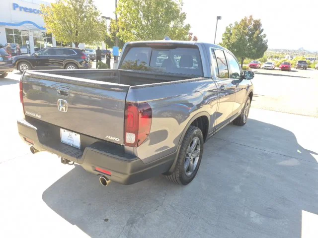 Certified Used 2023 Modern Steel Metallic Honda AWD RTL image 8