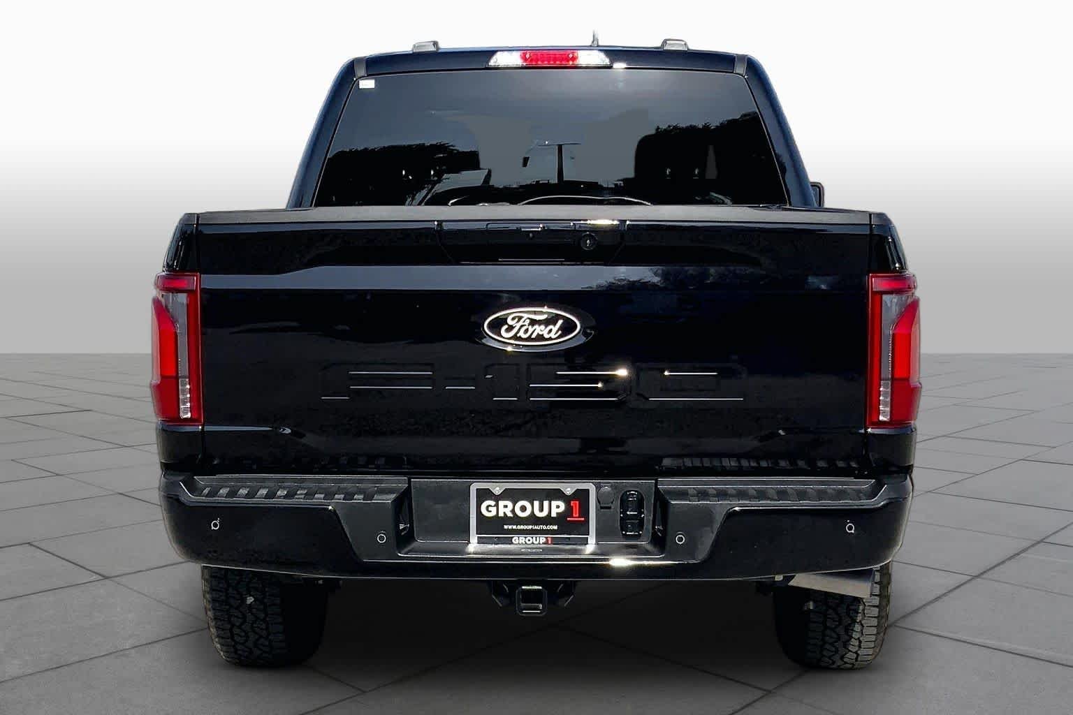 Used 2025 Agate Black Metallic Ford LARIAT image 9
