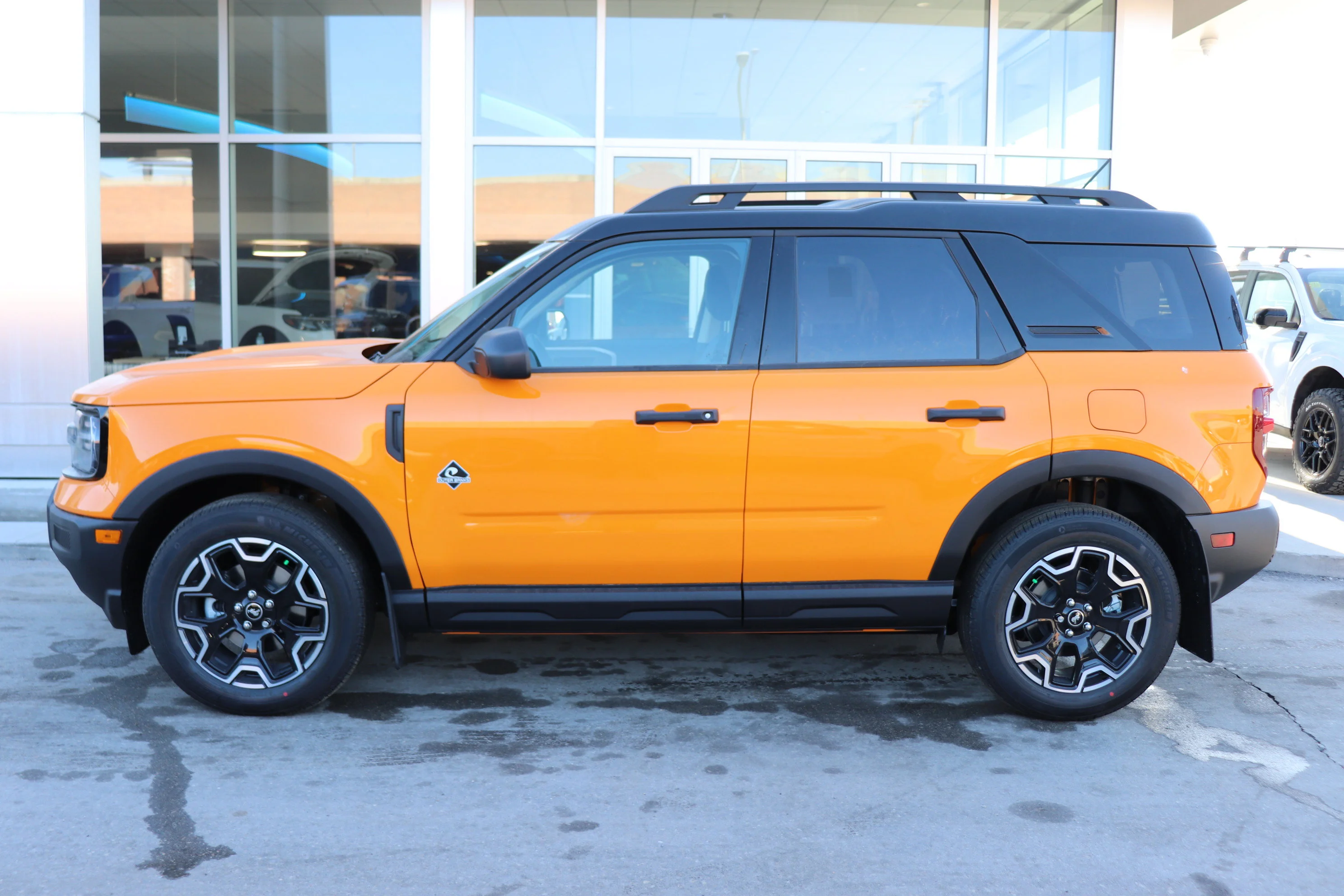 New 2026 ORANGE FURY METALLIC TRI-COAT Ford Outer Banks image 3