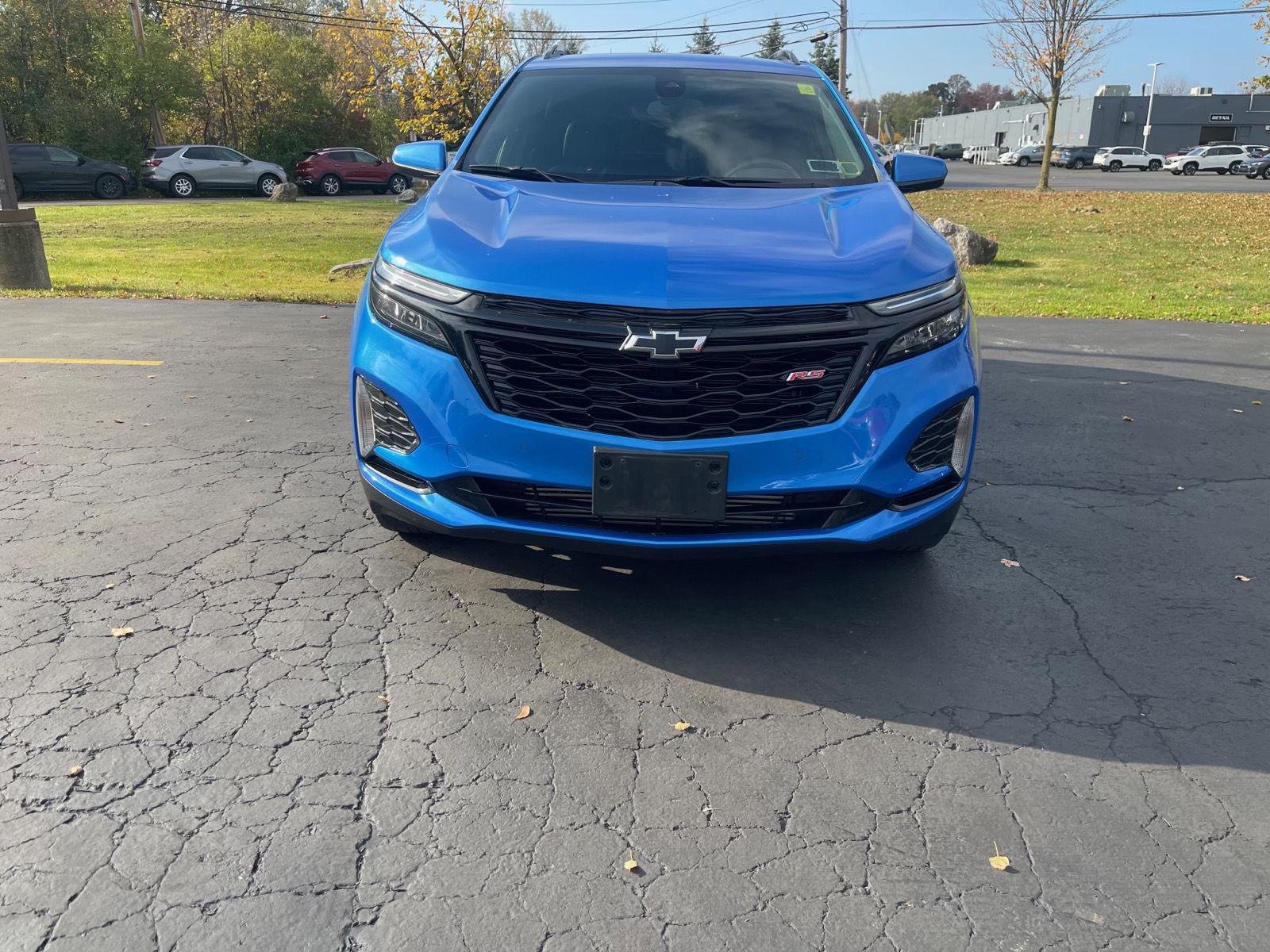 Used 2024  Chevrolet  image 2