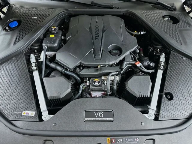 New 2026 Genesis G90 3.5T e-SC