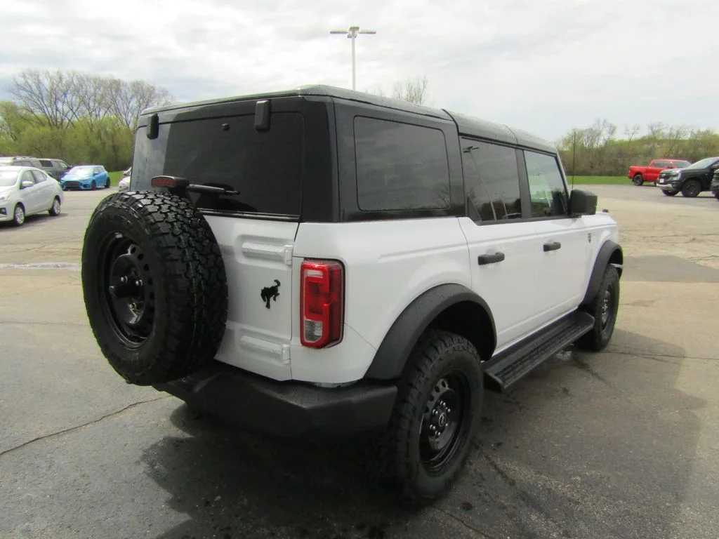 New 2026 Oxford White Ford Big Bend® image 8