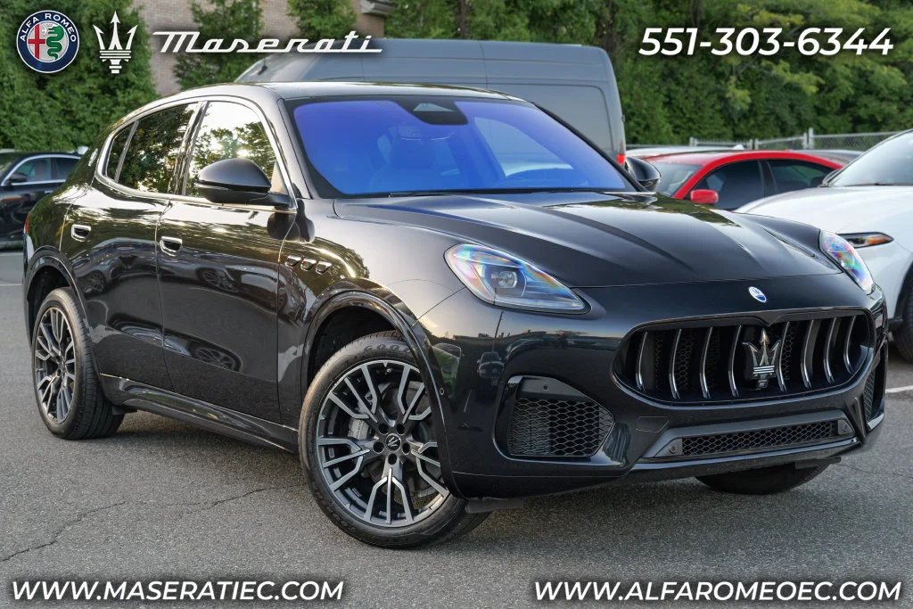 2025 Maserati Grecale Base