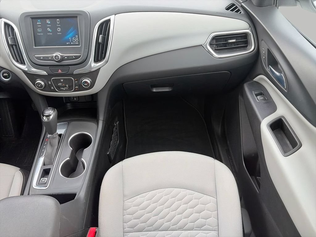 Used 2018 White Chevrolet LS image 12