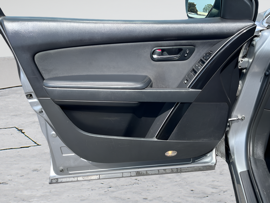 Used 2014 Silver Mazda Touring image 10