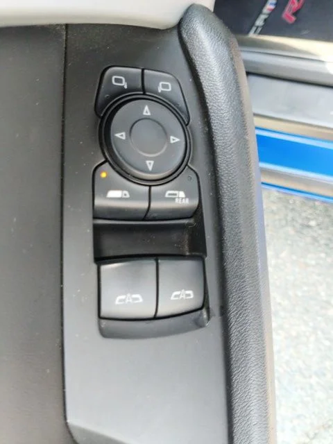 Used 2017 Blue Chevrolet 1LT image 11