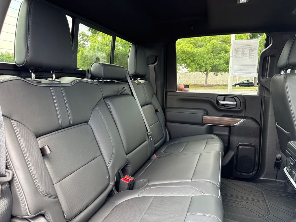Used 2022 Silver Chevrolet High Country image 25