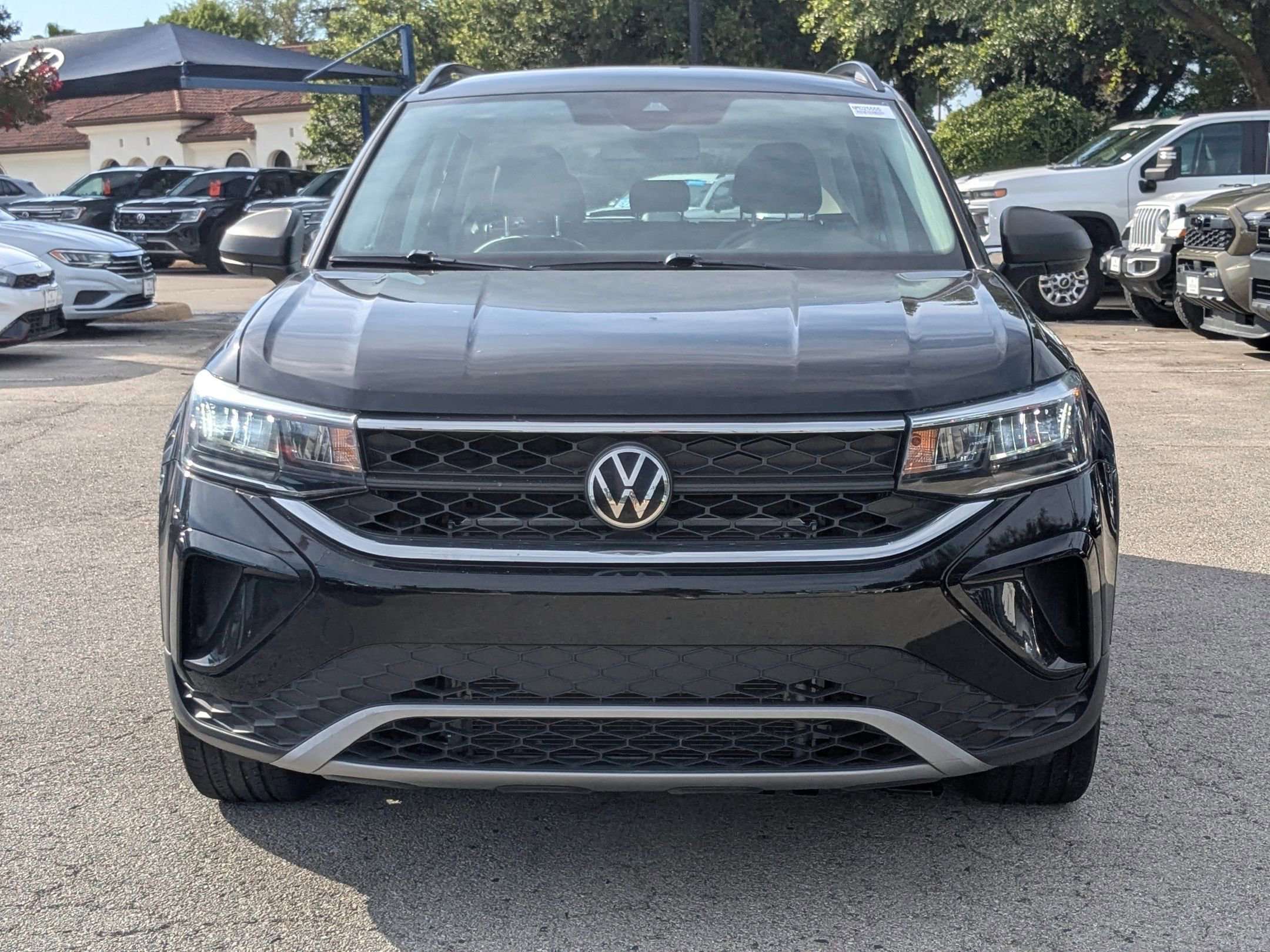 Certified Used 2022 Deep Black Volkswagen S image 9