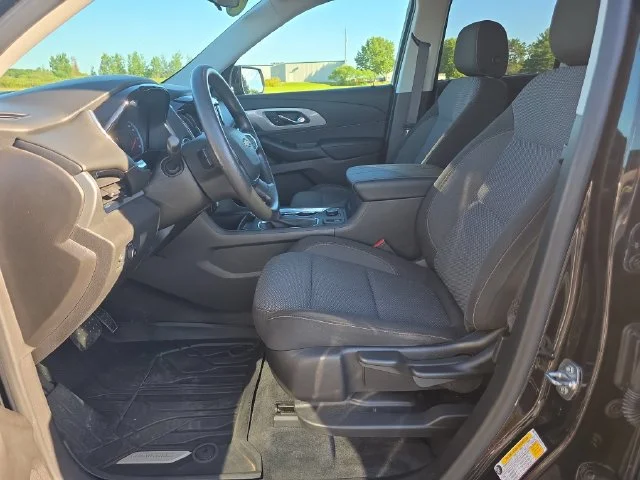 Used 2021 MOSAIC BLACK METALLIC Chevrolet LS image 9