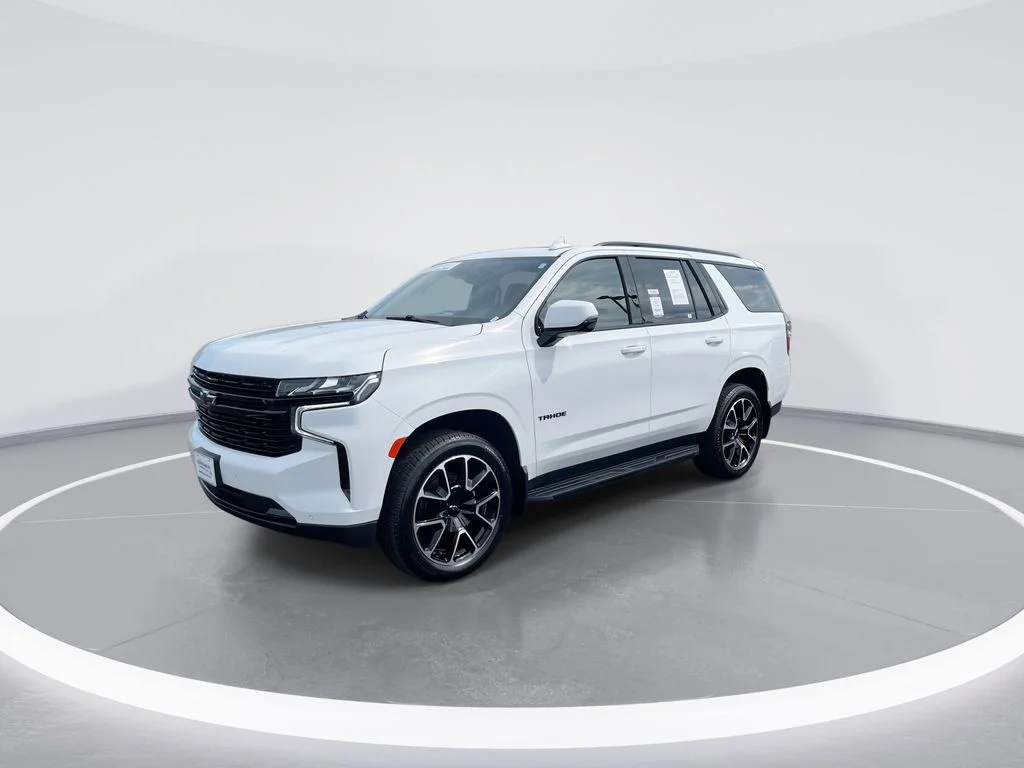 Used 2023 White Chevrolet RST image 4