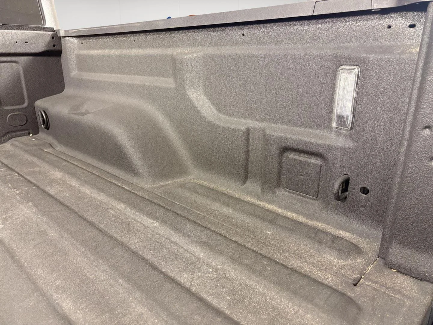 Used 2024 Anvil Clear Coat Jeep Mojave image 6