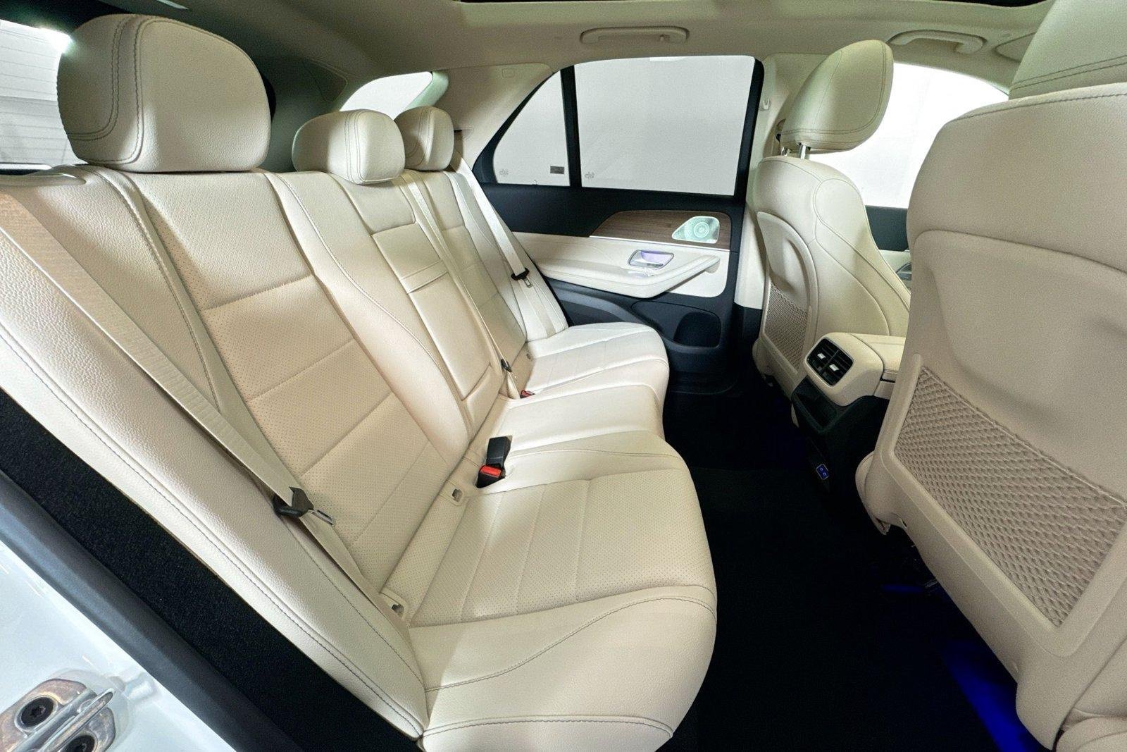 New 2026 Polar White Mercedes-Benz GLE 450 image 25