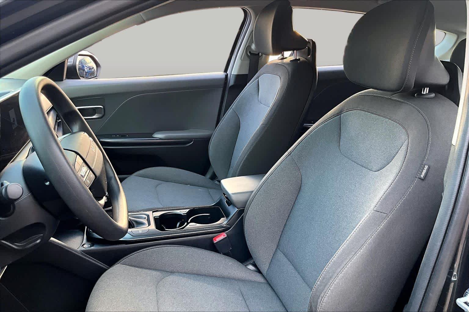 Pre-Owned 2025 Kia K4 LX
