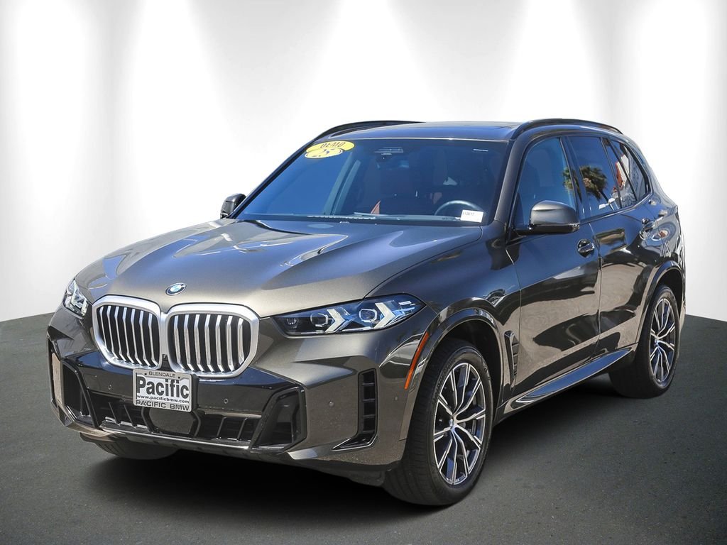 Used 2025 Green Metallic BMW xDrive40i image 3